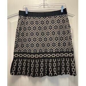 NWT Studio M Women’s Boho Geometric Floral Pleated A-line Skirt Size L Multi